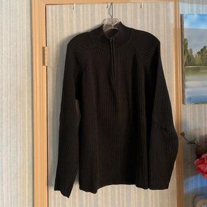 Claiborne Men's Sweater - Like New
